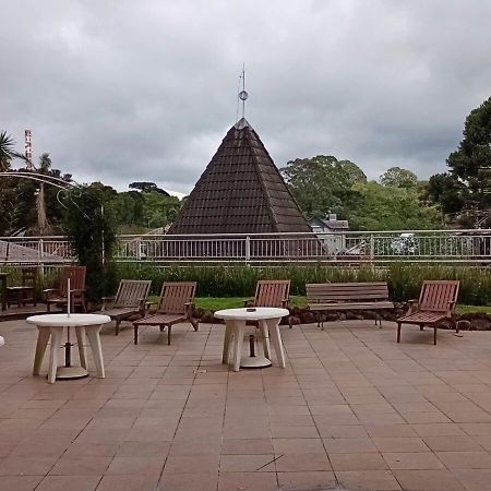 Apartamento No Residencial Village No Centro De Gramado, Com Piscina Aquecida E Hidromassagem Экстерьер фото