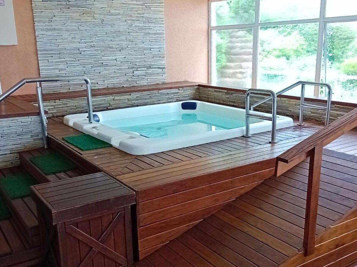 Apartamento No Residencial Village No Centro De Gramado, Com Piscina Aquecida E Hidromassagem Экстерьер фото